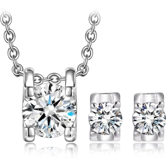 Quianse Jewelry - Cubic Zirconia necklace and stud earrings